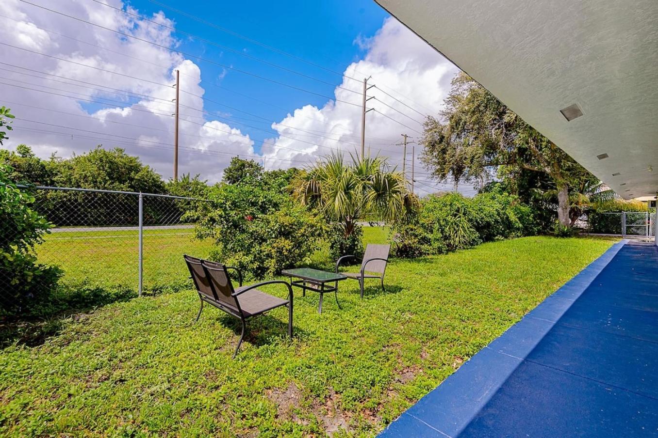 2 Bedroom House Minutes From Beach And Casino Db1 Dania Beach Eksteriør bilde